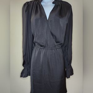 Banana Republic Ruffle neck Satin